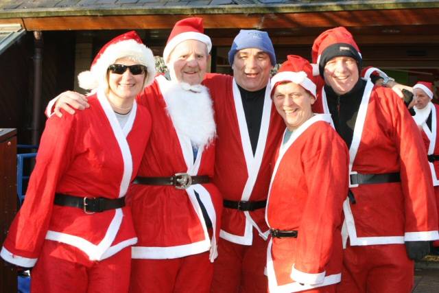 Springhill Hospice Father Christmas Fun Run - Sunday 12 December 2010