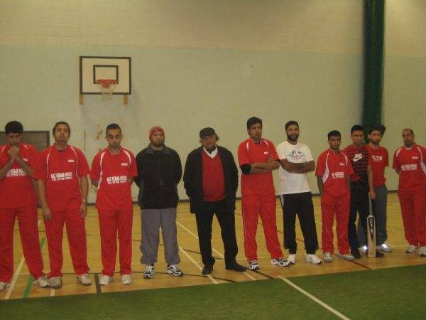 The players observe a two minute silence before the start of play.