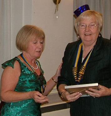 Award to Jean O'Loughlin