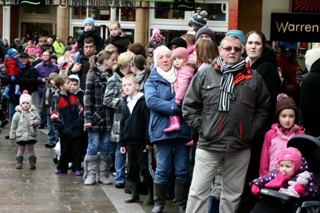 Crowds line Yorkshire Street
- Rochdale reindeer parade - 2010
