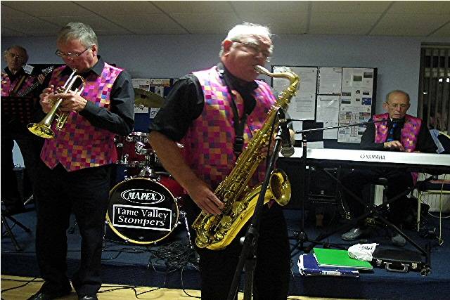 Tame Valley Stompers – Jazz on a Sunday 