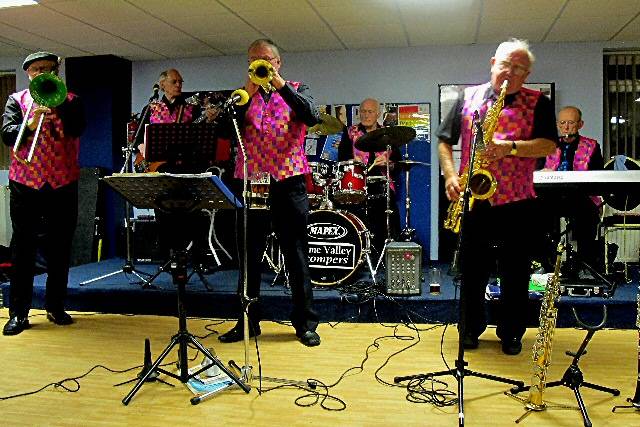 Tame Valley Stompers – Jazz on a Sunday 