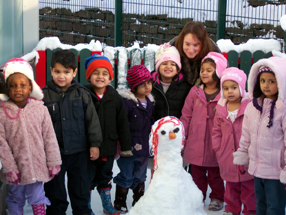 Children with their snow-lady!