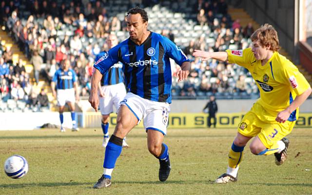 Chris O'Grady takes on Damien McCrory.