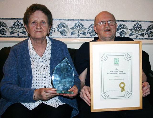 John & Elsie Hollinworth with the Alan Russell Award for their outstanding contribution to fostering