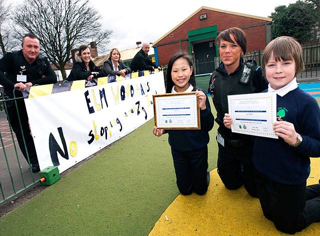 Elm Wood Primary School children with PCSO Dominique Grimes