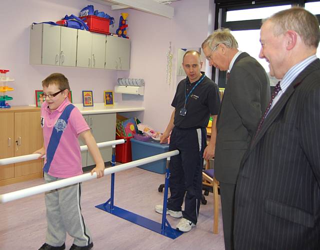 His Royal Highness The Duke of Gloucester observes the children's physiotherpy service