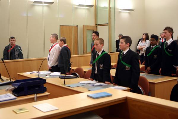 Teens take part in court drama