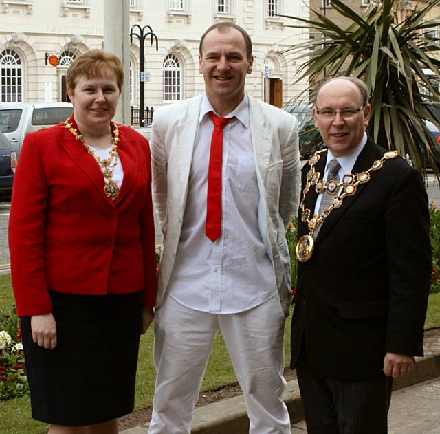 Mayoress Sue Etchells, Greg Couzens and The Mayor of Rochdale, Councillor Keith Swift 