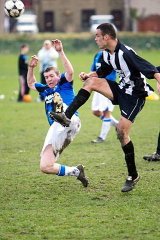 Weavers v Wardle - Rochdale Online Alliance Football League