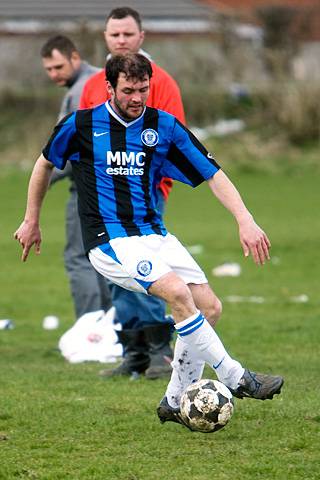 Weavers v Wardle - Rochdale Online Alliance Football League