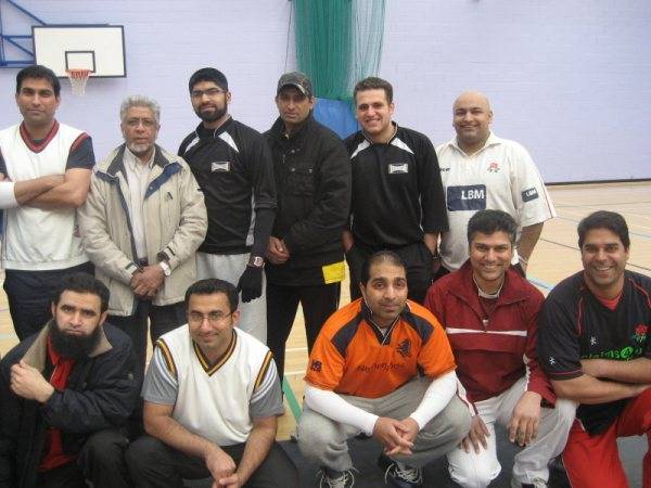 Councillor M.Sharif meeting the players