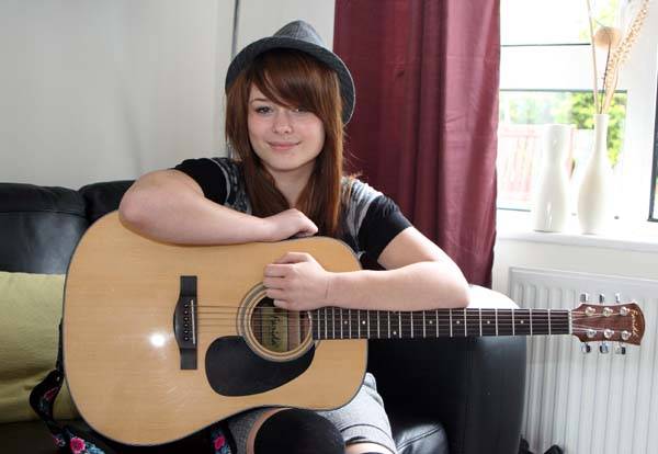 Rochdale's Got Talent Winner Ellysse Mason