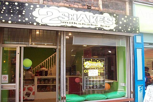 2Shakes Milkshake Bar opened on Thursday on The Walk, Rochdale