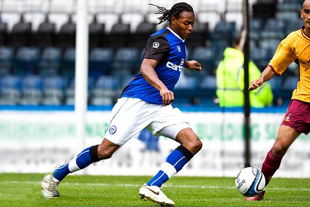 Rochdale 1 - 1 Bradford <br />
Jean Louis Akpa-Akpro