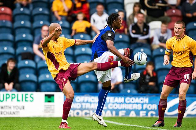 Rochdale 1 - 1 Bradford<br />
Jean Louis Akpa-Akpro