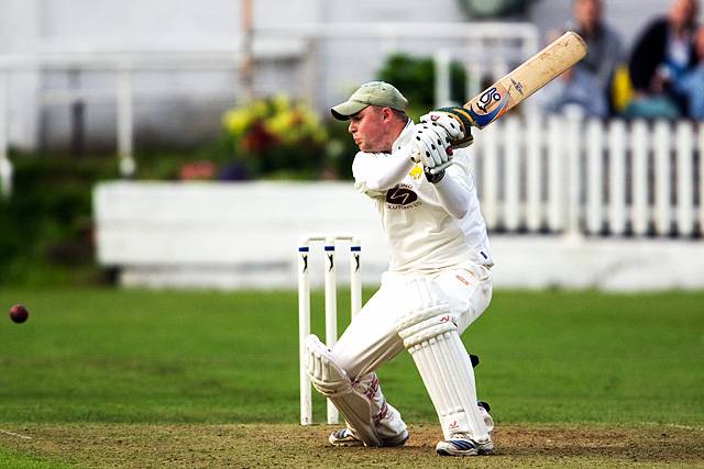 Milnrow v Unsworth<br />
Wood Cup Final