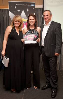 Chris Hammer from Vinci UK Construction Ltd with Mary Sunderland and Sally Lindsay