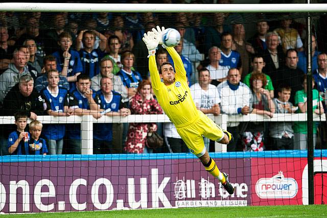 Rochdale 1 - 2 Colchester<br />Josh Lillis saves