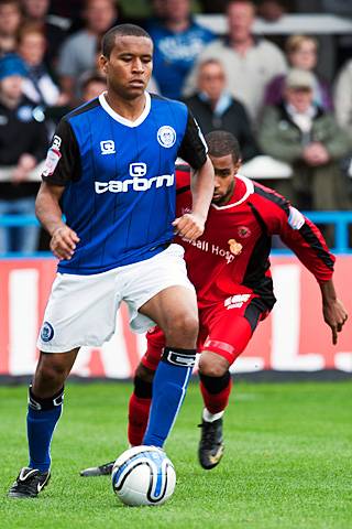 Rochdale v Walsall