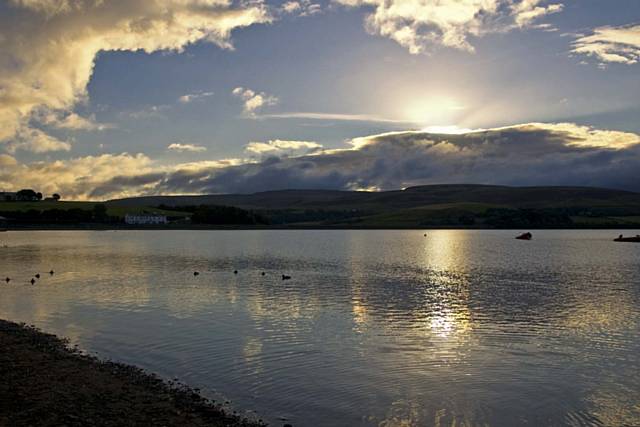 Hollingworth Lake