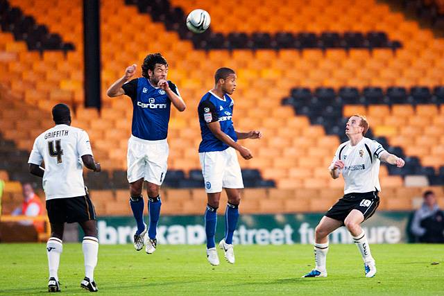 Port Vale 2 - 1 Rochdale<br />Brian Barry-Murphy jumps for the ball with Joe Thompson