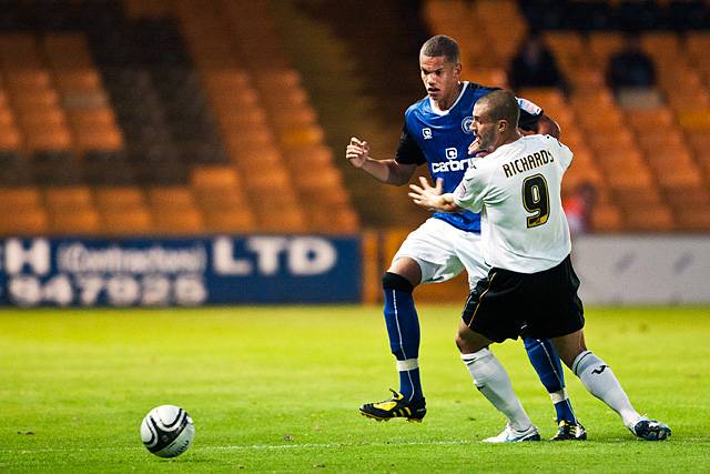 Port Vale 2 - 1 Rochdale<br />Justin Richards blocks Josh Thompson