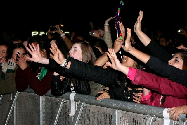 Rochdale Christmas lights switch on 2011