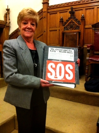 Councillor Ashworth with the petition folder