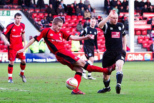 Walsall 0 - 0 Rochdale<br \>Gary Jones blocks an Oliver Lancashire clearance
