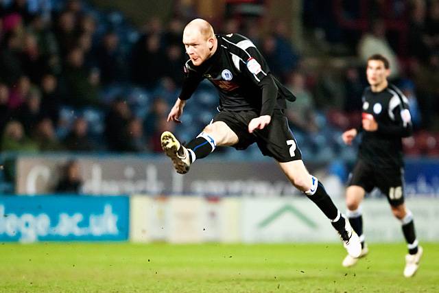 Huddersfield Town 2 - 1 Rochdale