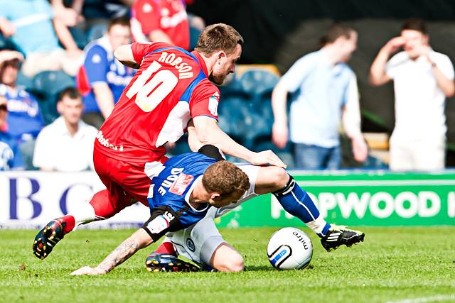 Rochdale 2 - 3 Carlisle United<br \>Done scraps for the ball