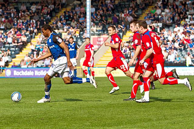 Rochdale 2 - 3 Carlisle United<br \>Jean Louis Akpa-Akpro leaves the Carlisle defenders trailing