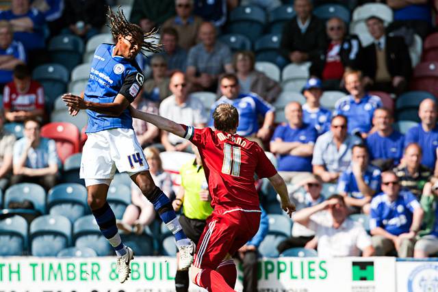 Rochdale 2 - 2 Peterborough United<br />Jean Louis Akpa-Akpro outjumps Grant McCann