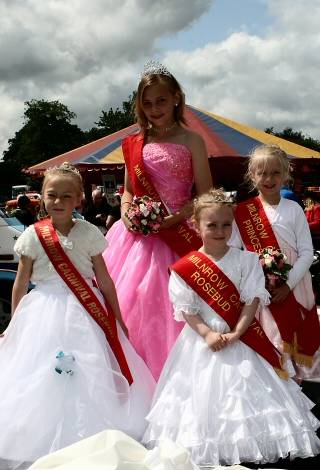 Carnival Queen Jade Beresford with her rose buds