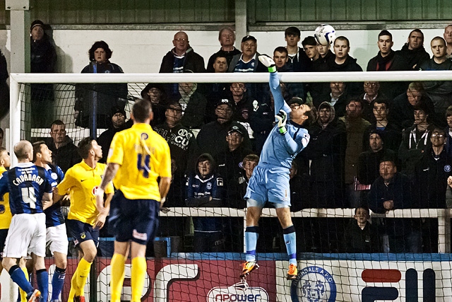 Rochdale v Oxford United