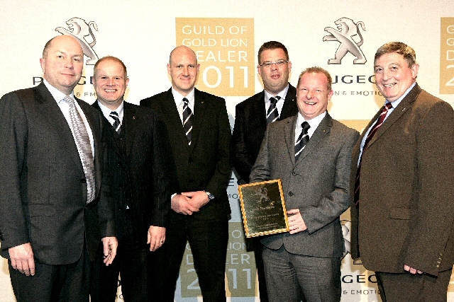 Tim Zimmerman - Managing Director Peugeot UK, Jonathon Taylor - Dealer Principal RRG Rochdale, Martyn Cornall - Service Manager RRG Rochdale, Mike Knowles - Aftersales Manager RRG Rochdale, Lee Marsden - General Sales Manager RRG Rochdale, Rod Phillpott - Director Network Development and Quality Peugeot UK
