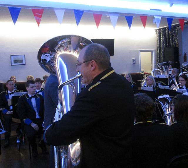 Mick Morris playing his Ebb Tuba solo