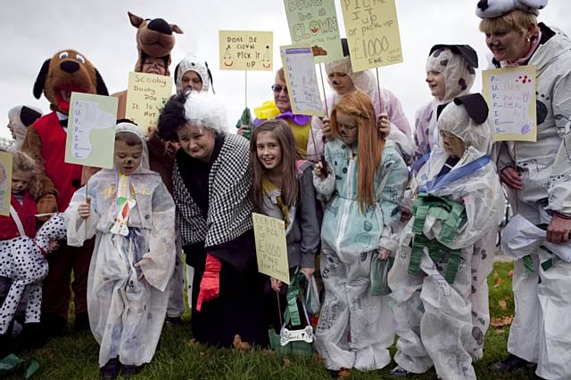 The Junior Warden group took to the streets to promote the dog fouling campaign named ‘PUPPIES’