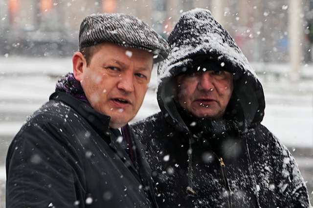 Simon Danczuk MP speaking to an onlooker<br/>North West Infidels demonstration in Rochdale<br/>Saturday 4 February 2012