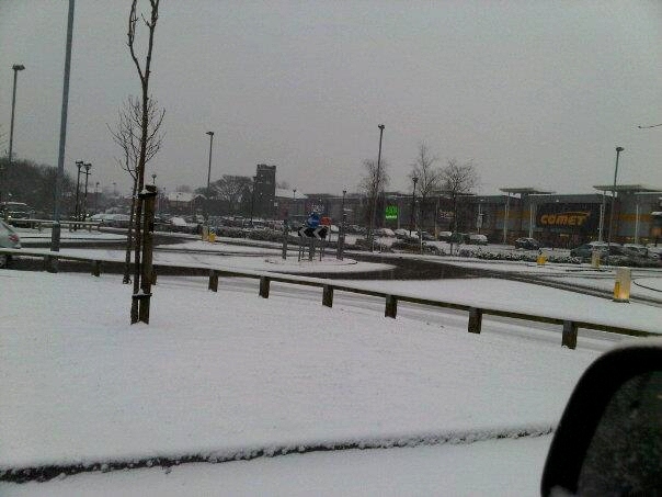 Snow at Kingsway Retail Park on Saturday. Photo from Josh Greenwood.