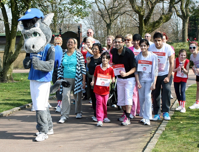 Sport Relief Mile 2012<br/>Runners for the three mile course get ready to set off