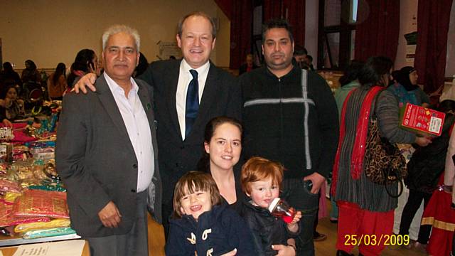 Ghulam Rasul Shahzad OBE JP, Simon Danczuk MP, Mudassar Razzaq, Councillor Karen Burke and her children