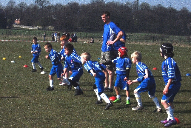 Mayfield under 7s keen in defence