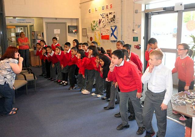 Children performing the The Smugglers Song