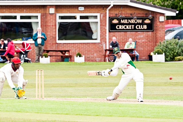 Milnrow CC v Crompton CC