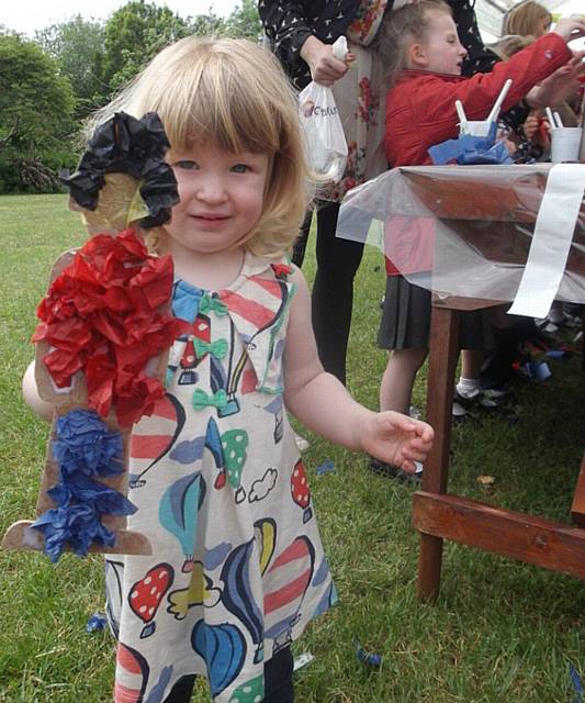 Langley Children’s Centre celebrates the Queen’s Diamond Jubilee