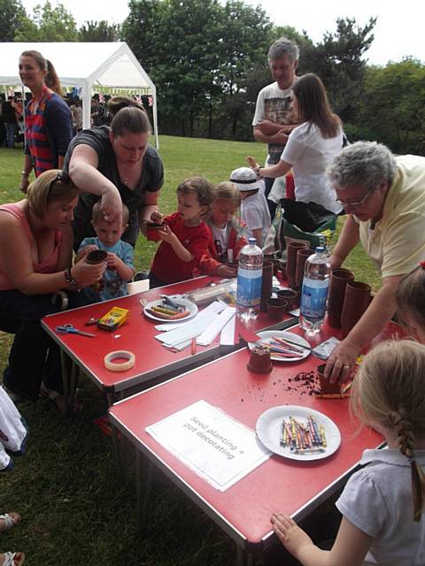 Langley Children’s Centre celebrates the Queen’s Diamond Jubilee