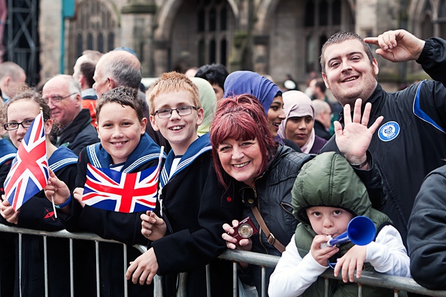 Thousands turn out to see Olympic Flame