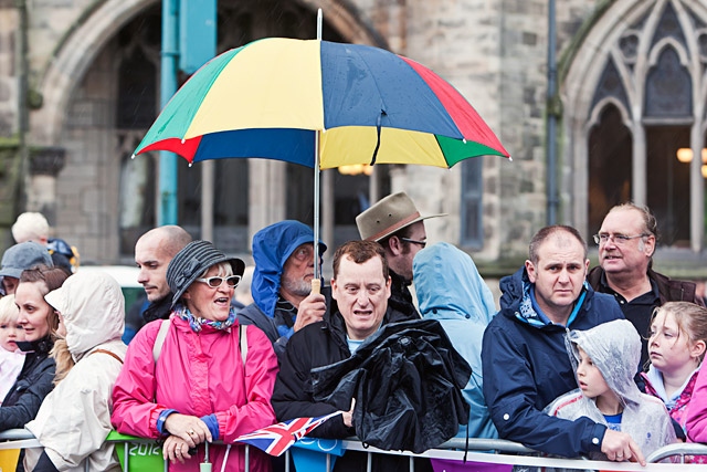 Thousands turn out to see Olympic Flame